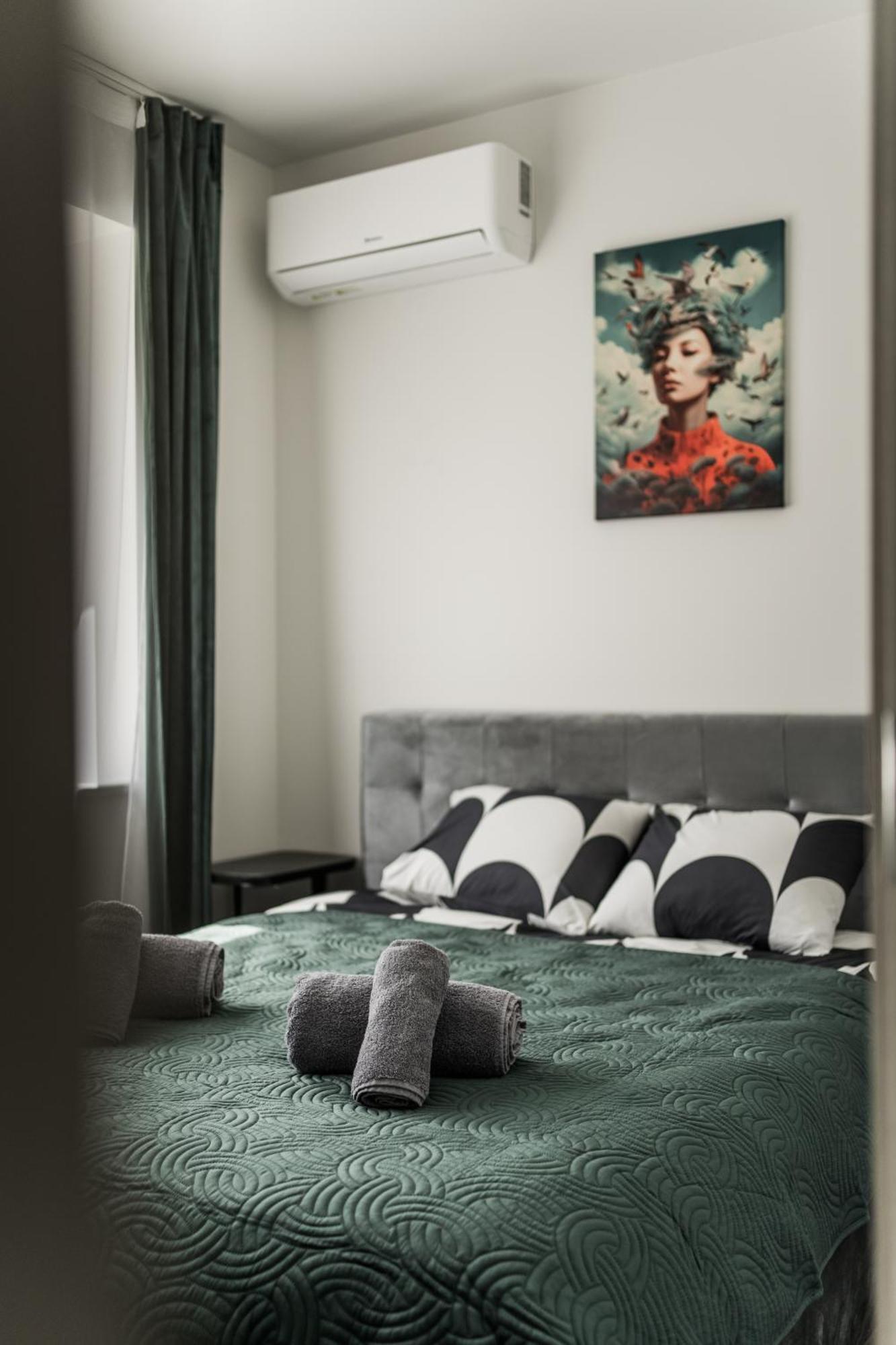 Riverra House Kaunas Rom bilde