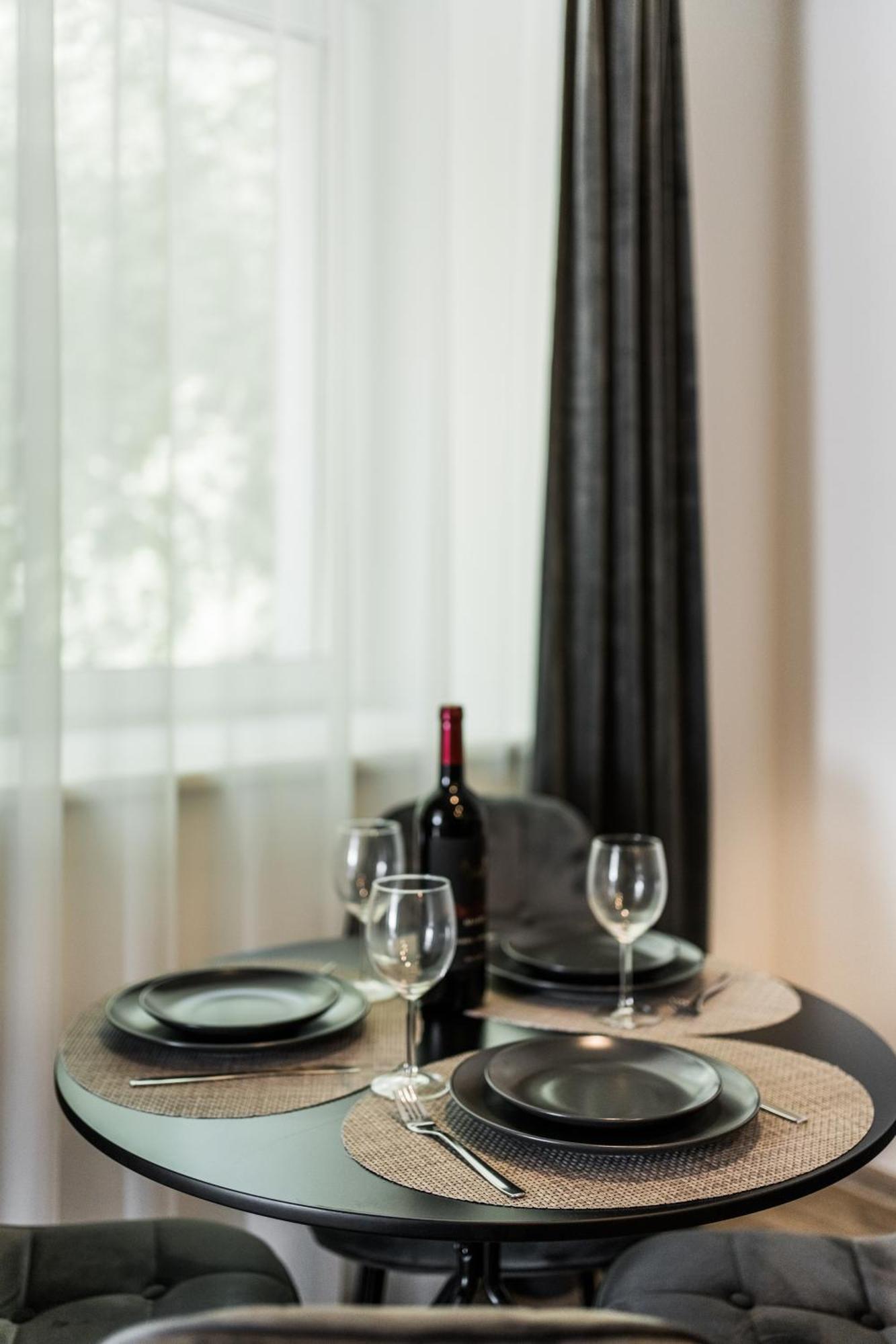 Riverra House Kaunas Rom bilde