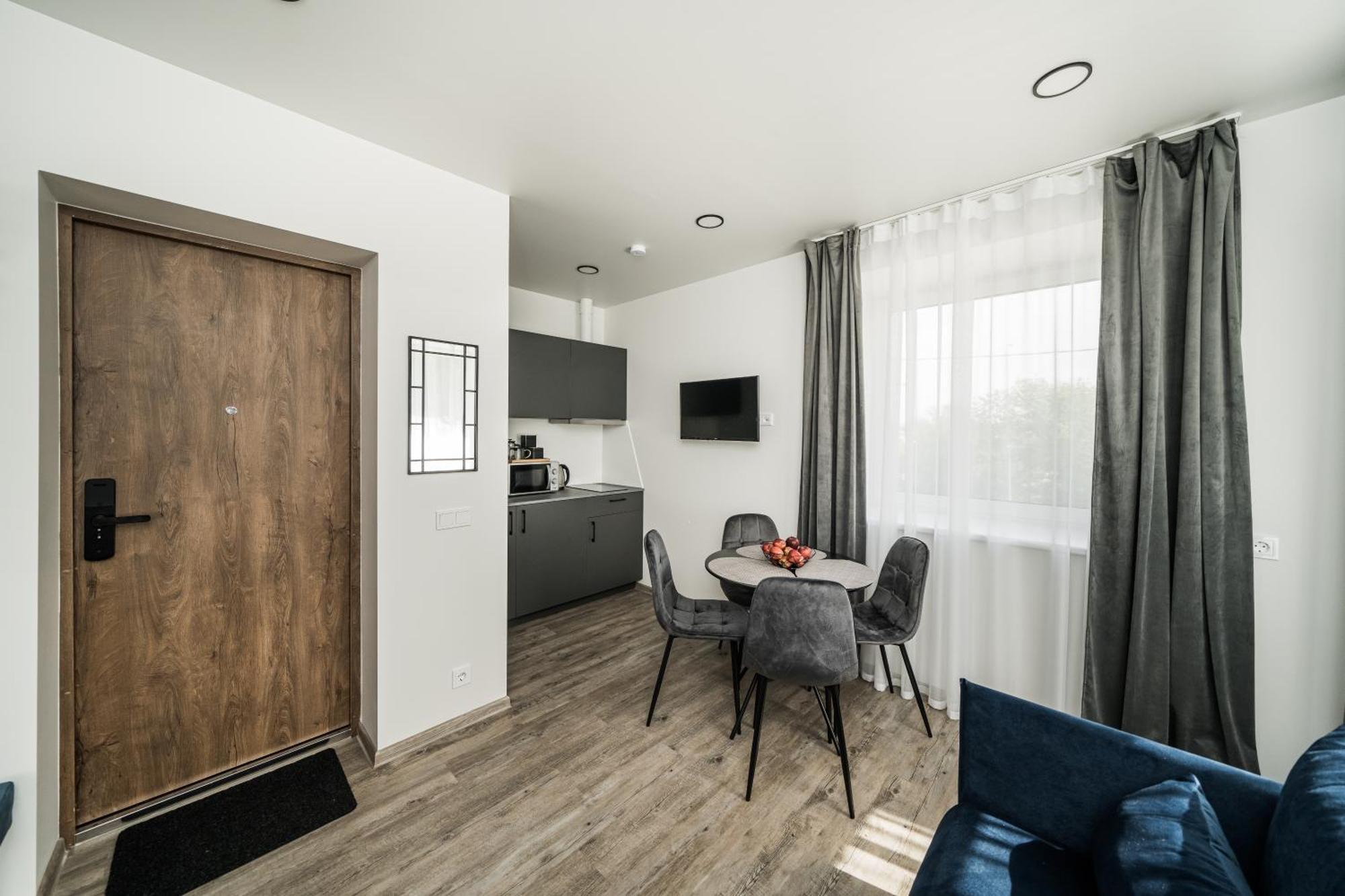Riverra House Kaunas Rom bilde